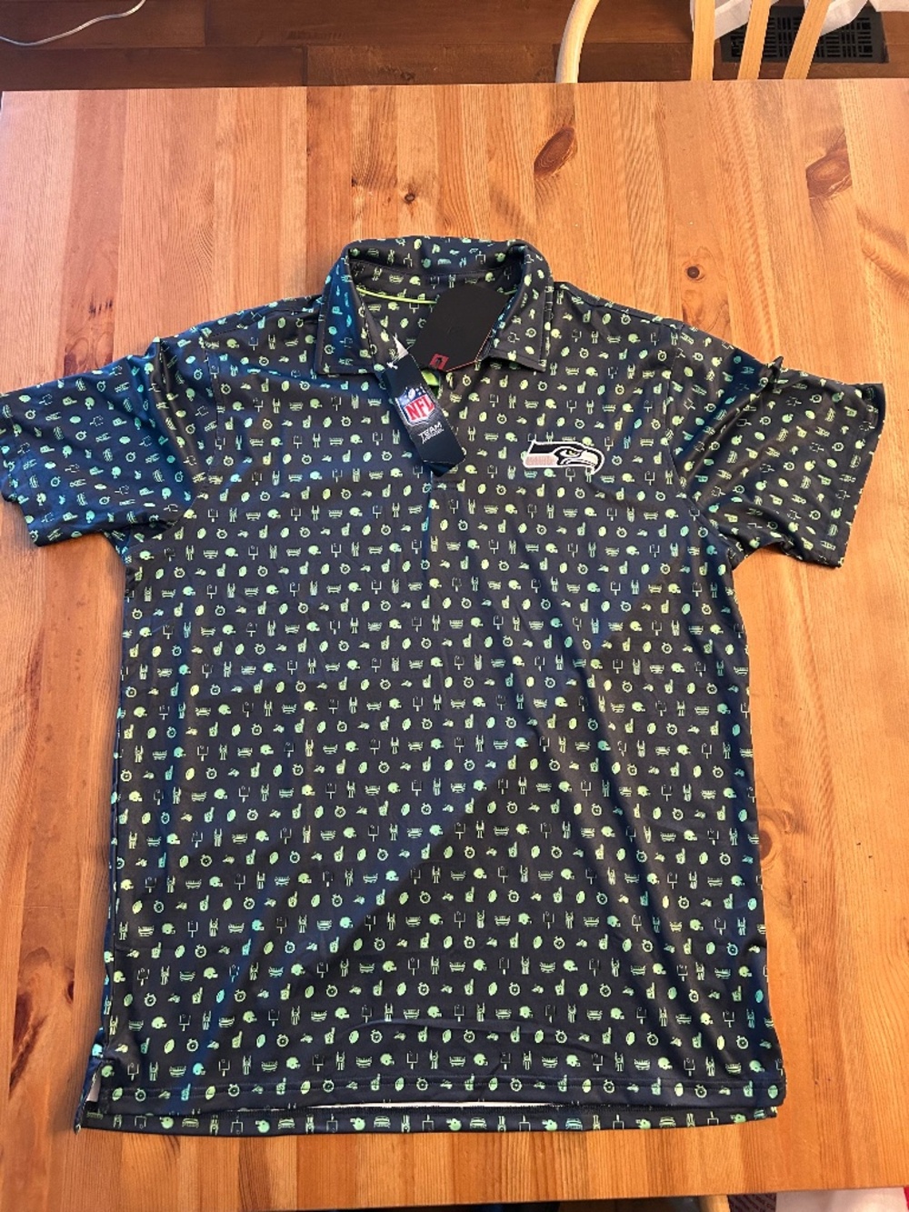 NWT men's large Antigua Seattle Seahawks signal polo Shirt navy/green
